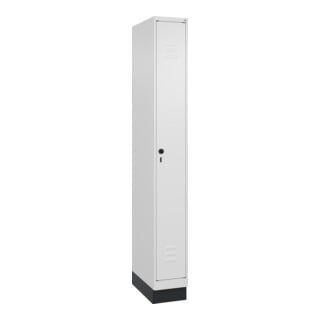 C+P Spind Classic PLUS, Sockel, Sicherheits-Drehriegel, 3 Garderobenhaken