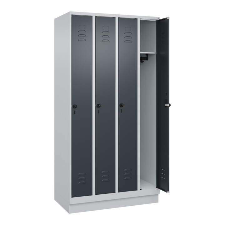 C+P Spind Classic PLUS, Sockel, 4 Abteile, 1950x1000x500mm, 7035/7016 Verschluss Sicherheits-Drehriegel 3 Garderobenhaken