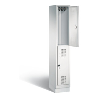 C+P Spind doppelstöckig Evolo, H1800xB320xT500mm, Front Lichtgrau, Korpus Lichtgrau (48320-10)