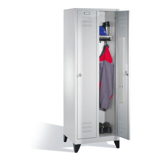 C+P Spind Serie 128, Garderobenschrank mit Füßen