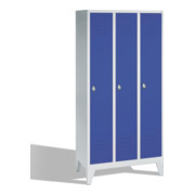 C+P Umkleidespind Classic auf Füßen 3 Abteile Front Enzianblau Korpus Lichtgrau