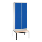 C+P Umkleidespind Classic mit Sitzbank 2 Abteile Front Enzianblau Korpus Lichtgrau
