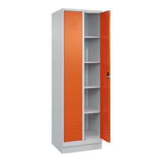 C+P Wäsche-Spind Classic PLUS, Sockel, Zylinderschloss