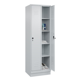 C+P Wäsche-Spind Classic PLUS, Sockel, Sicherheits-Drehriegel