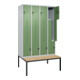 C+P Z-Spind Classic PLUS, Bank, 8 Fächer, 2120x1200x815mm, 7035/6011 Verschluss Sicherheits-Drehriegel Sitzbanktyp untergebaut Material Sitzfläche Buche-Hartholz