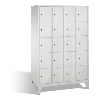 C+P Armoire à casiers Classic sur pieds, 20 casiers, H1850×I1190×P500mm, façade gris clair, corps gris clair