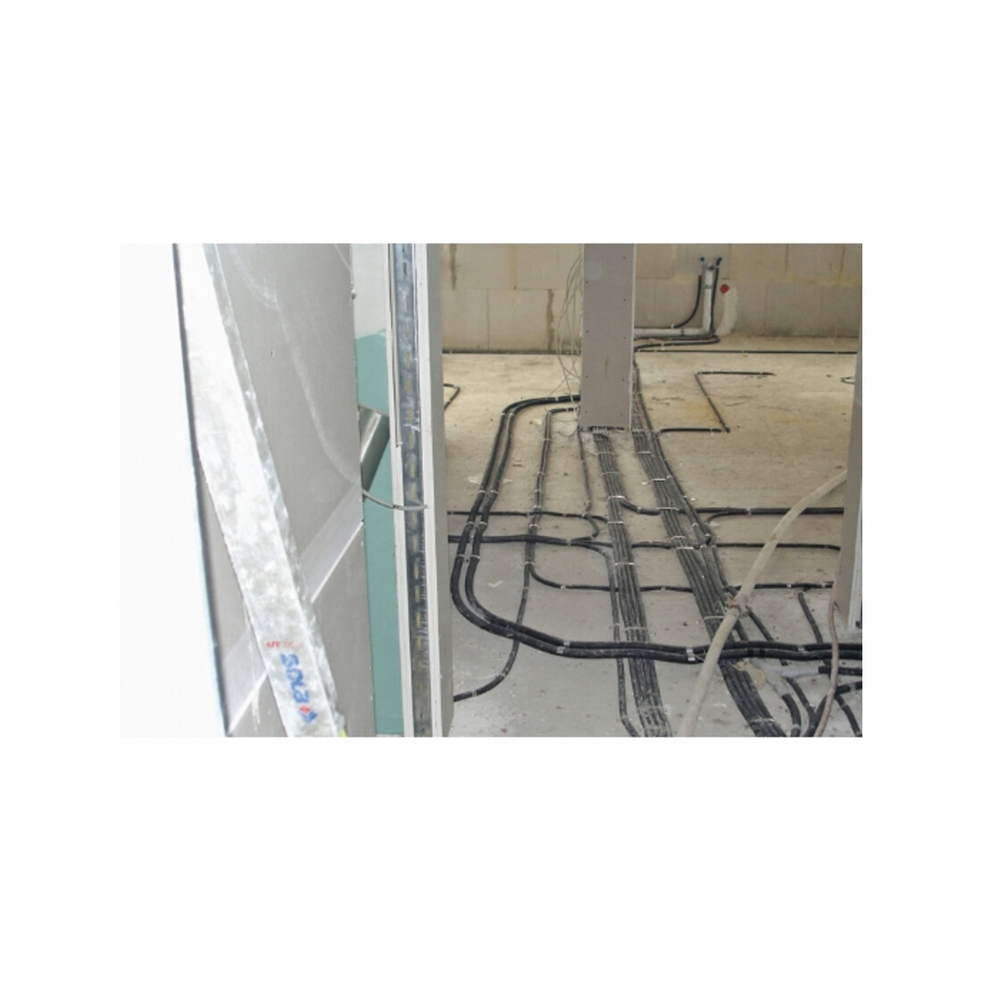 CELO Ruban perforé Cintapolo 12 mm, rouleau