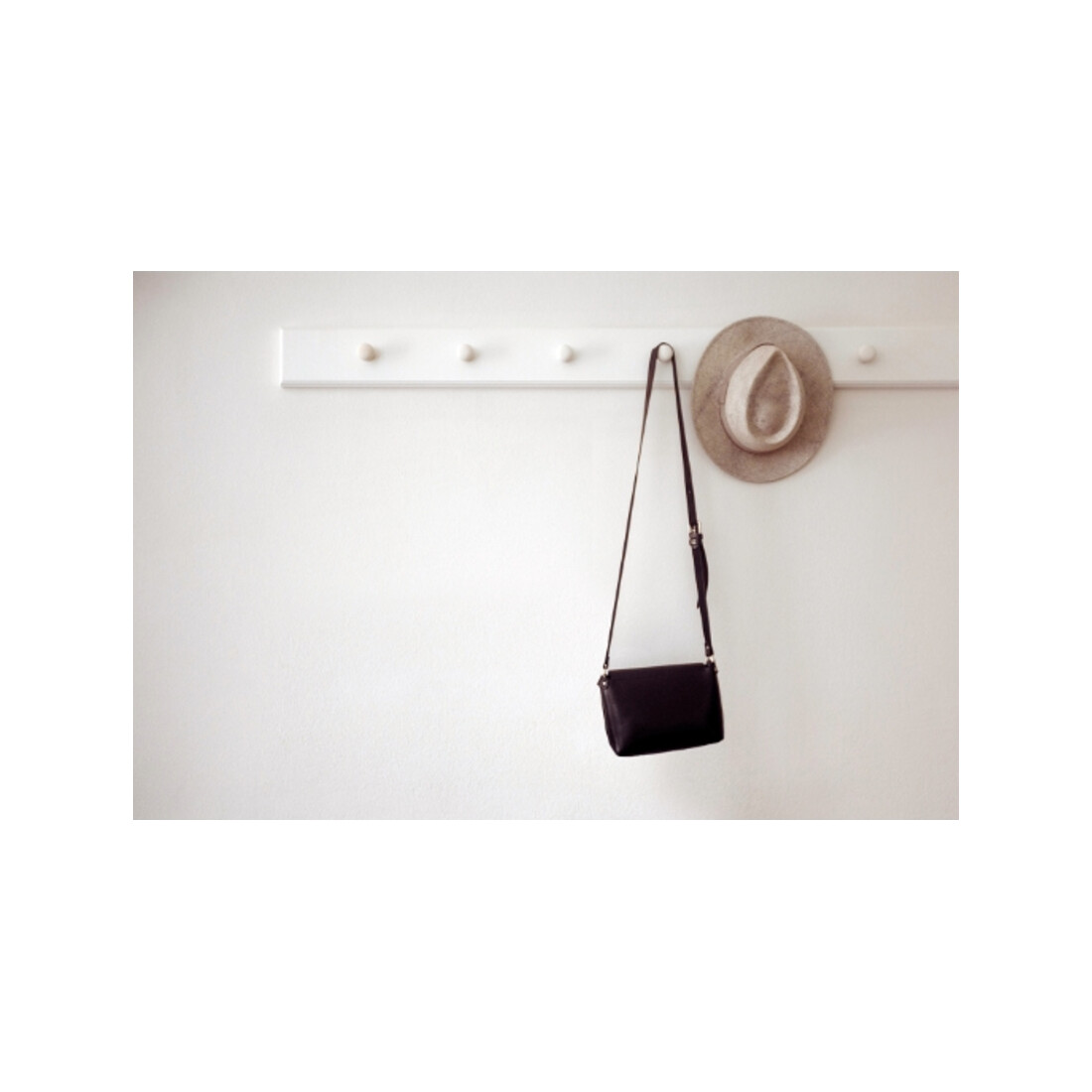 CELO hollewandplug HR