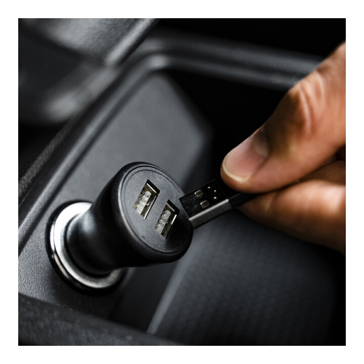 Chargeur automobile USB universel STIER (5 V 1 A)