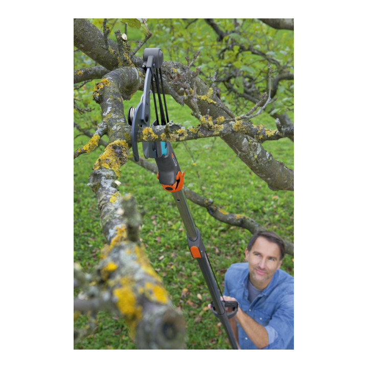 Cisaille à arbre bypass combisystem GARDENA