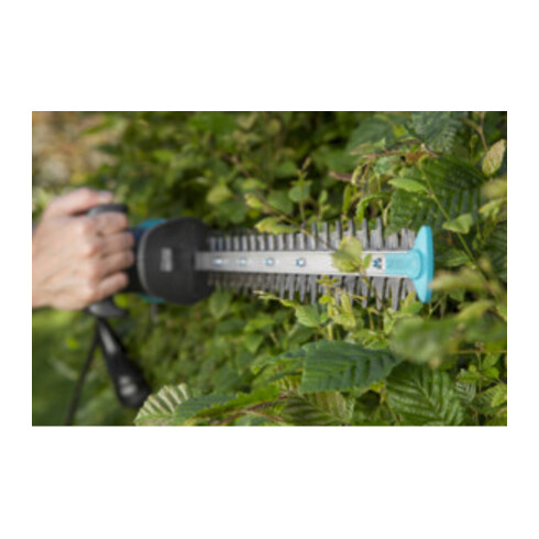 Cisaille à haies électrique EasyCut 420/45 GARDENA