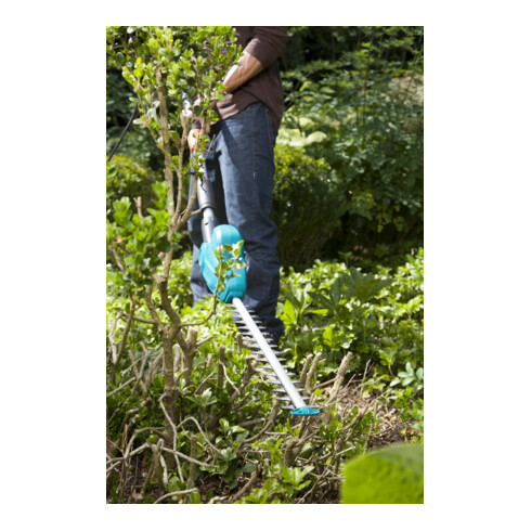 Cisaille à haies électrique télescopique THS 500/48 GARDENA