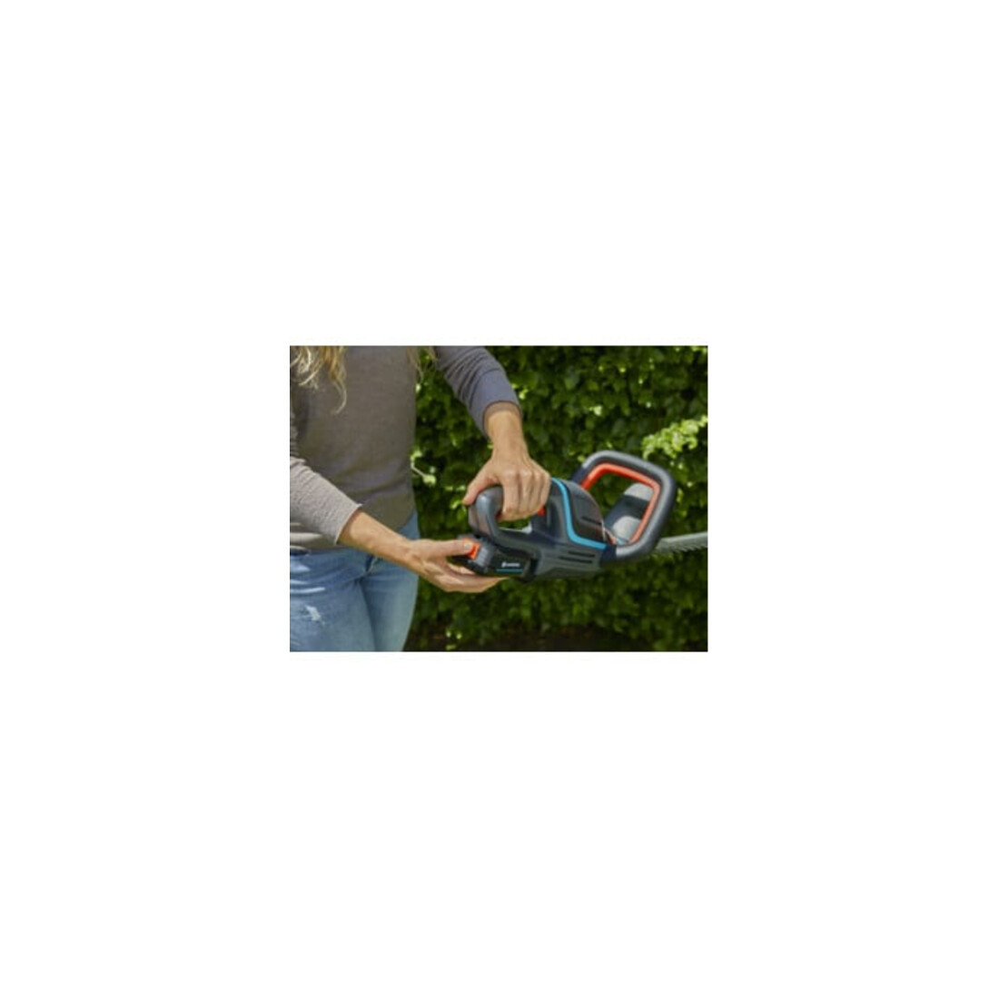 Cisaille à haies sans fil ComfortCut 60/18V-P4A GARDENA Set Ready-To-Use