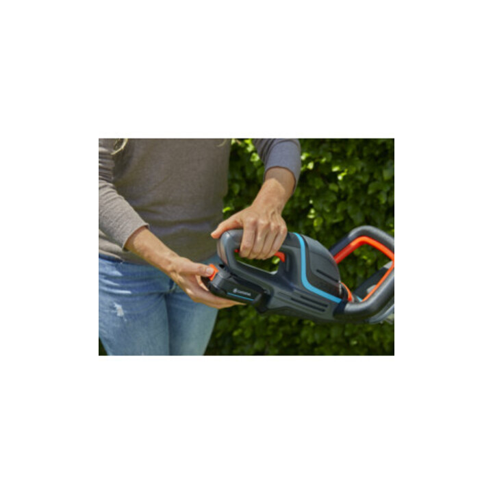 Cisaille à haies sans fil ComfortCut 60/18V-P4A GARDENA Set Ready-To-Use
