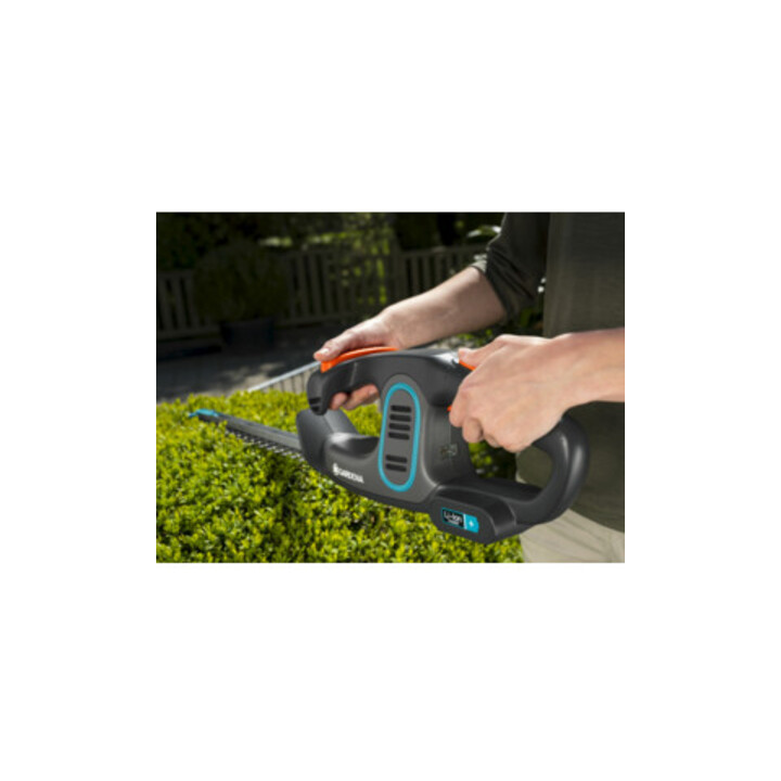 Cisaille à haies sans fil EasyCut Li GARDENA