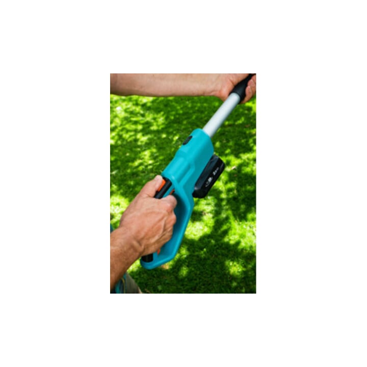 Cisaille à haies télescopique sans fil THS 42/18V P4A GARDENA Set Ready-To-Use