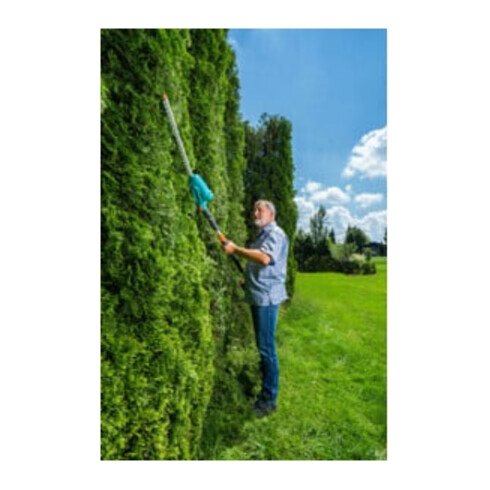 Cisaille à haies télescopique sans fil THS 42/18V P4A solo GARDENA