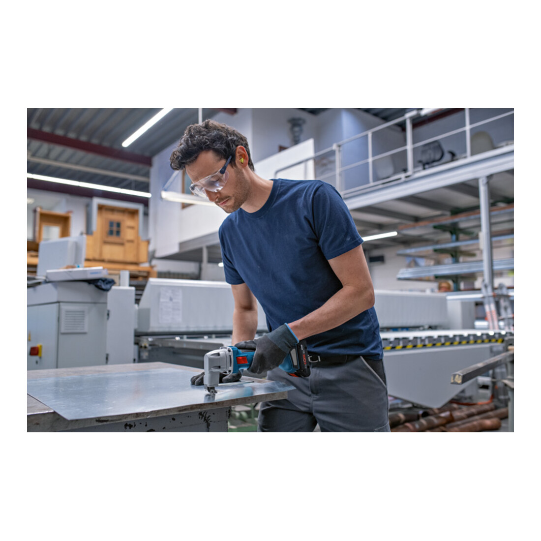 Cisaille à tôle sans fil GSC 18V-16 E Bosch