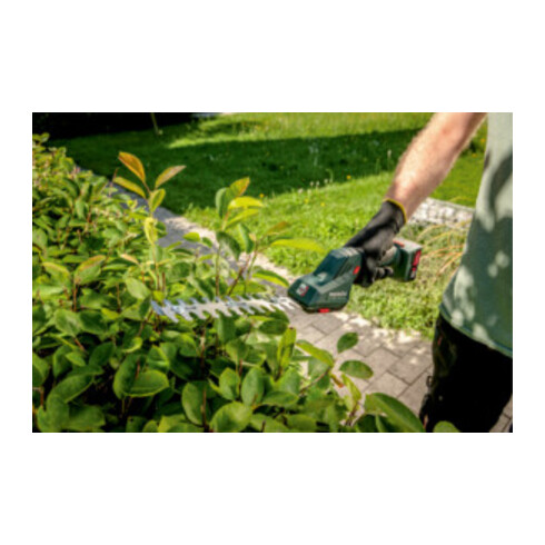 Cisailles à gazon/ sculpte-haies Metabo PowerMaxx SGS 12 Q  12V 1x2Ah Li-Ion + SC 30