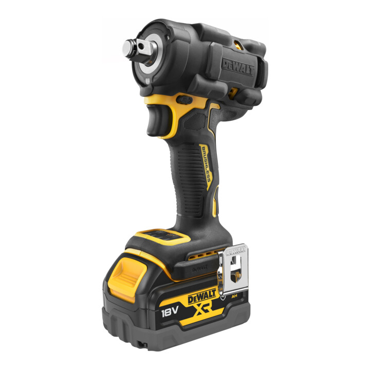 Clé à choc sans fil 1/2" DEWALT 18V XR (sans balais), max. 406 Nm, incl. 2x G-Accu (18 Volt / 5 Ah) DCF921P2G-QW