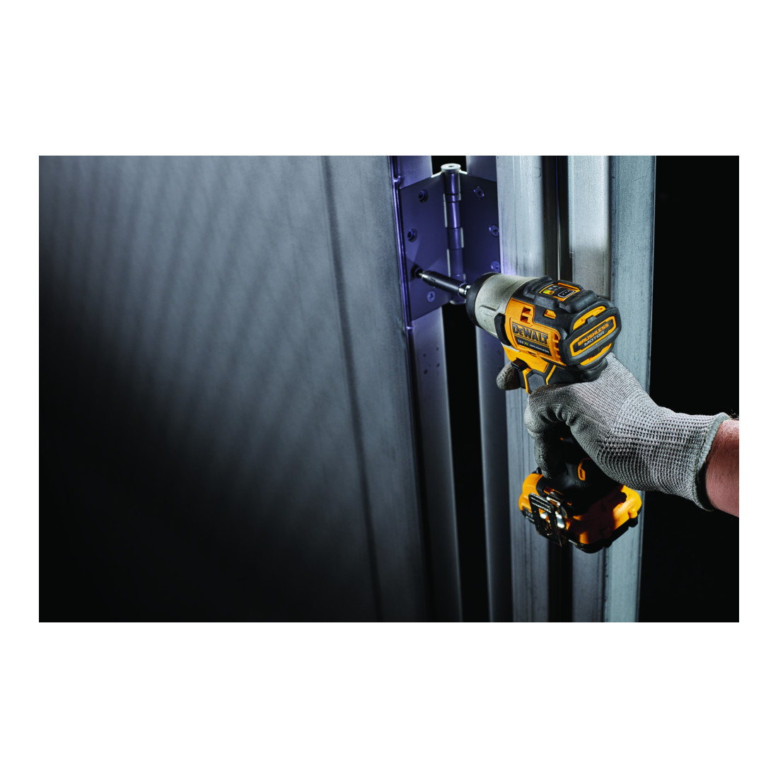 Clé à chocs à batterie DEWALT (1/4") 12V / 2Ah DCF801D2-QW