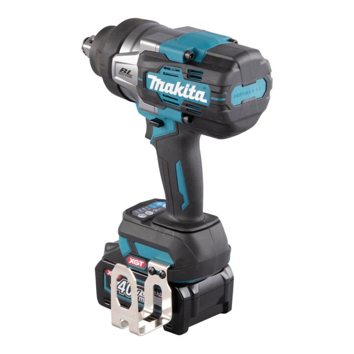 Clé à chocs sans fil Makita 40 V max. / 4,0 Ah, 2 batteries + chargeur en MAKPAC TW001GM201