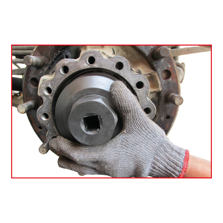 Clé pour écrou à encoches 3/4", 6 ergots pour Mercedes et MAN KS Tools