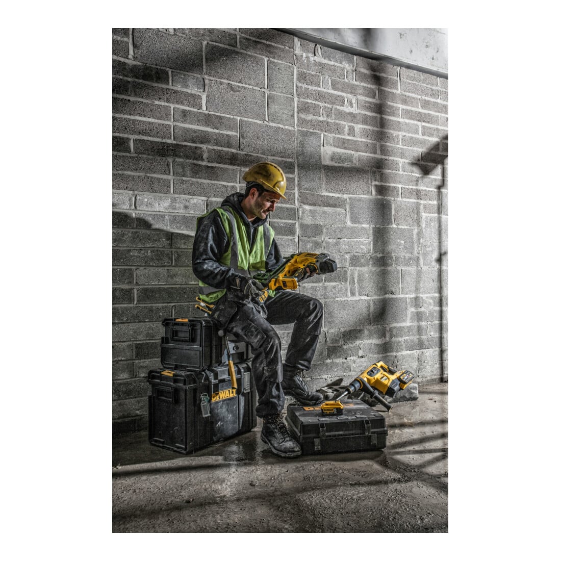 Cloueur à béton sans fil DEWALT, 18V, v. de base