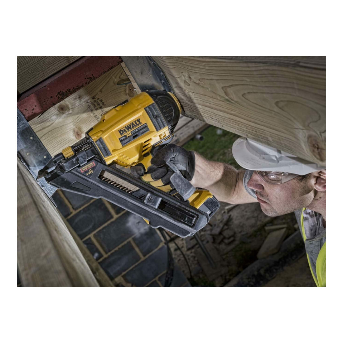 Cloueuse sans fil DEWALT, 18V, version de base