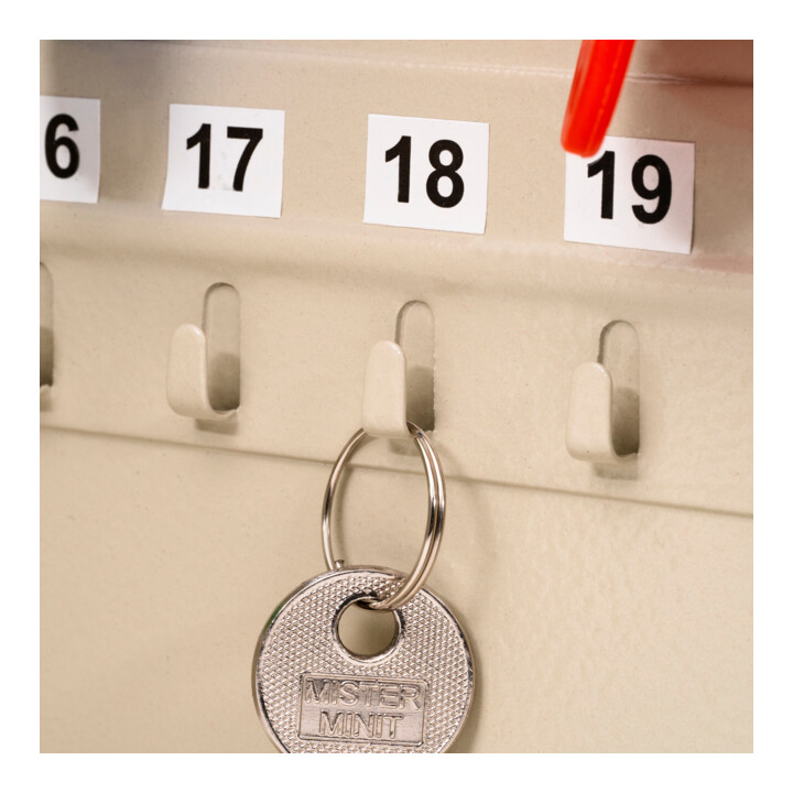 Coffret à clés STIER pour 93 clés avec paroi intérieure rabattable, 300x240x80 mm