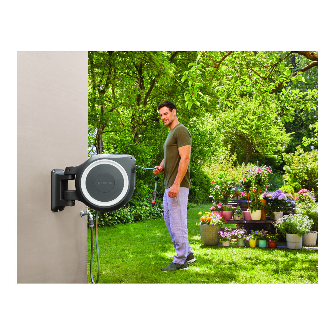 Coffret mural pour tuyau RollUp L GARDENA (blanc) 30 m