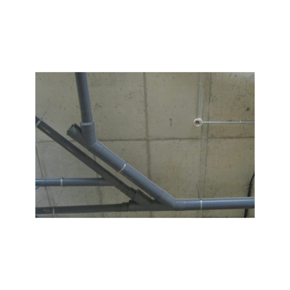 Colliers Descente De Gouttière M8 Ref. D Ø 75 (50 pcs) CELO
