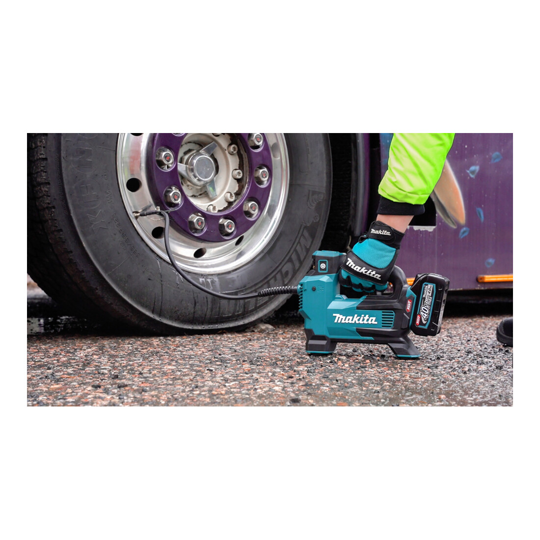Compresseur sans fil Makita 11 bar 40V MP001GZ