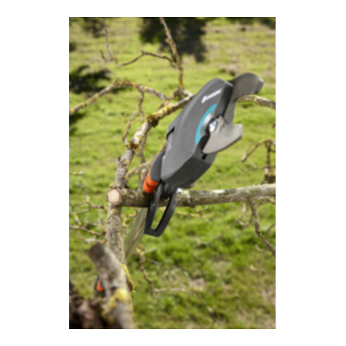 Coupe-branches télescopique StarCut 410 plus GARDENA