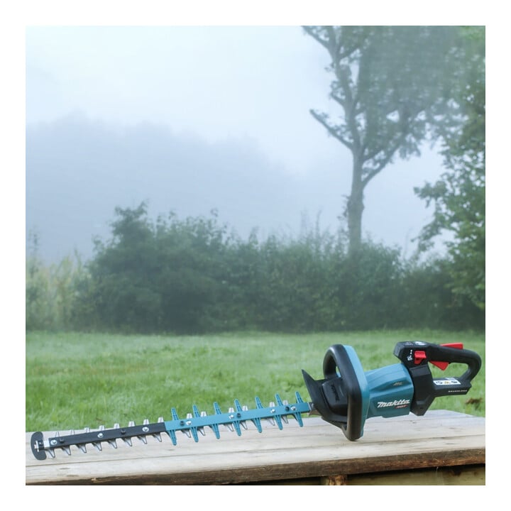 Coupe-haie sans fil Makita 60cm 40V UH004GZ