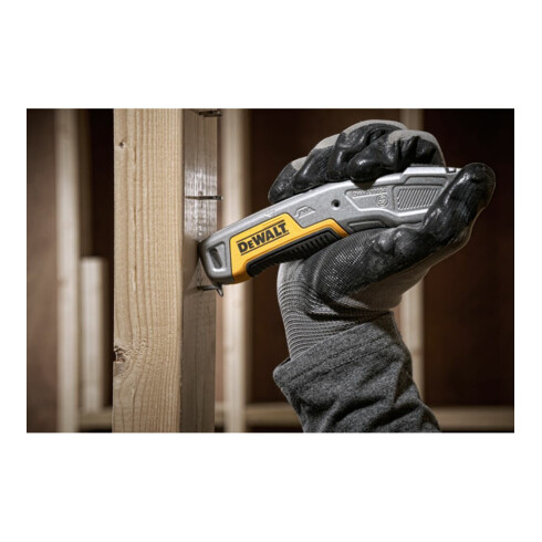 Couteau de travail à lame rétractable DEWALT