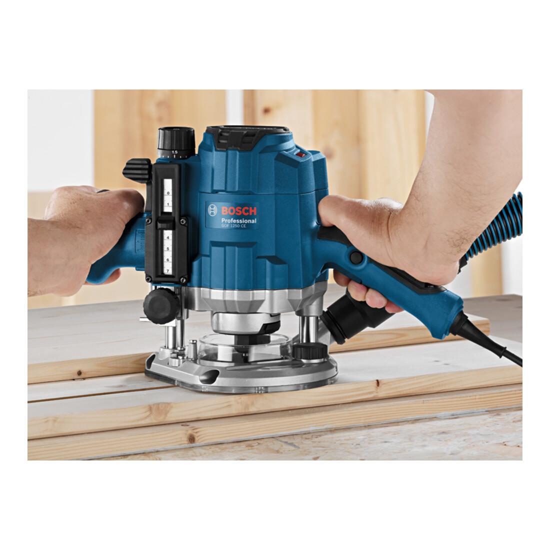 Défonceuse Bosch GOF 1250 CE avec L-BOXX