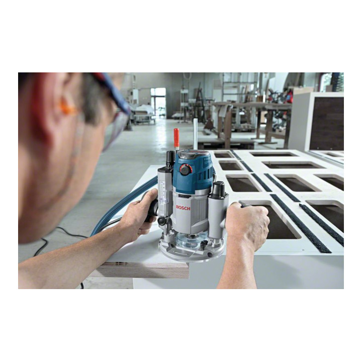 Défonceuse Bosch GOF 1600 CE avec L-BOXX