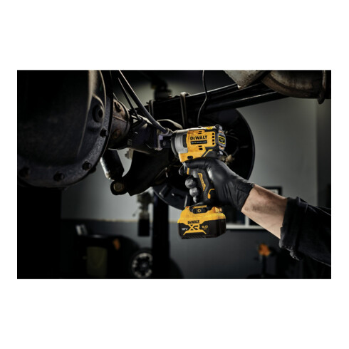 DEWALT 12 Volt / 5 Ah Akku-Schlagschrauber (1/2") mit 340 Nm DCF901P2-QW