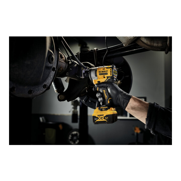 DEWALT 12 Volt / 5 Ah Akku-Schlagschrauber (1/2") mit 340 Nm DCF901P2-QW