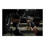 DEWALT 12 Volt / 5 Ah Akku-Schlagschrauber (1/2") mit 340 Nm, in spezieller Automotive- und Industrieausführung DCF901P1G-QW-2