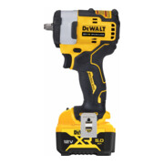 DEWALT 12 Volt / 5 Ah Akku-Schlagschrauber (3/8") mit 340 Nm DCF903P2-QW-3