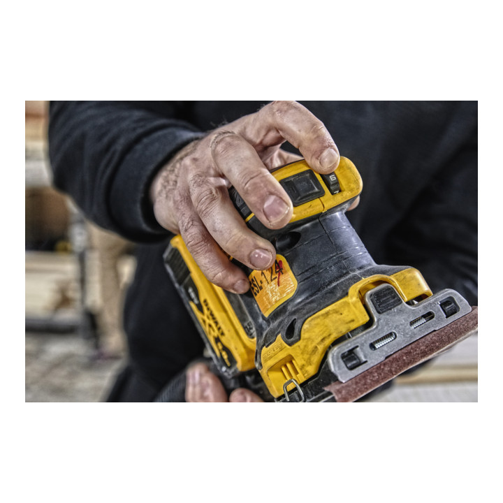 DEWALT 18 Volt accu vibratieslijpmachine (borstelloos), basisuitvoering