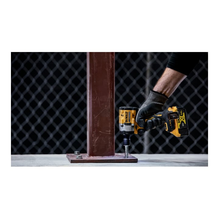 DEWALT 18V XR Akku-Schlagschrauber, 1/2" (bürstenlos), max. 406 Nm - Basisversion DCF921NT-XJ