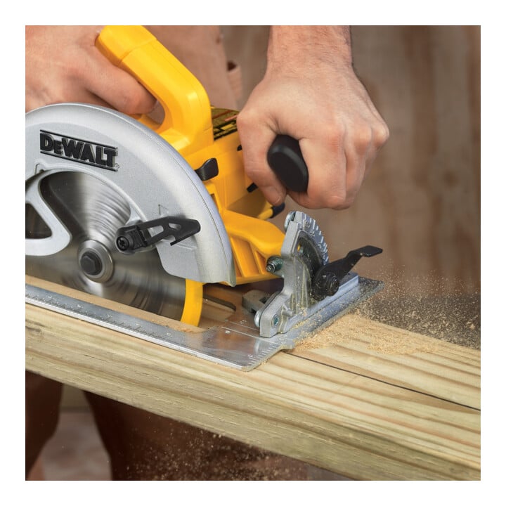 DEWALT 66 mm Handkreissäge im Koffer DWE575K-QS
