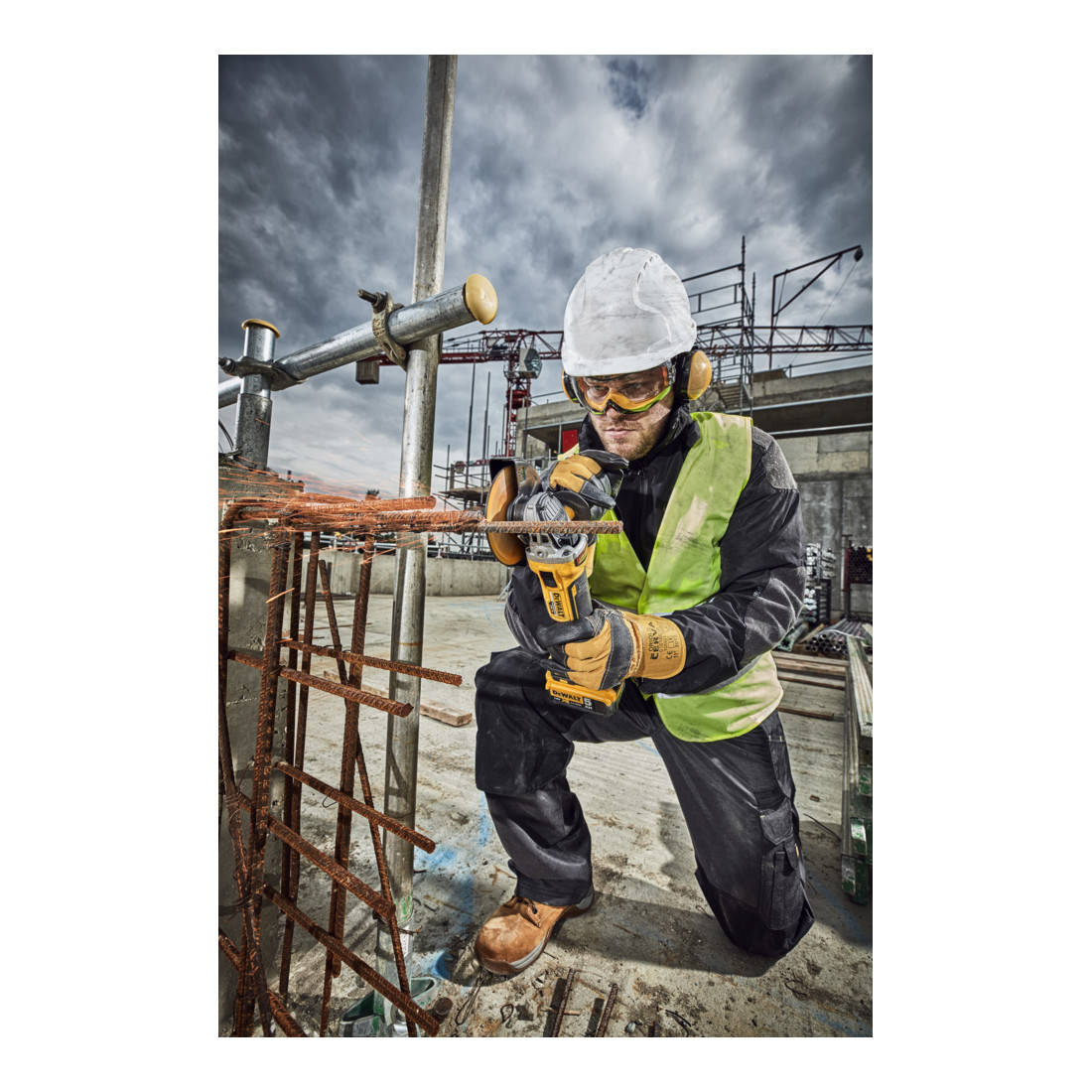 DEWALT accu haakse slijper DCG405P3-QW 125 mm 18 V