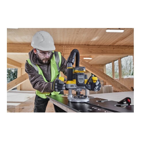 Dewalt Akku-Oberfräse 18 V DCW620NT-XJ, bürstenlos (Basisversion)