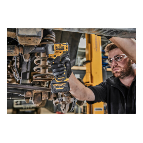 DEWALT Avvitatore a impulsi 12 V / 5 Ah (1/2") 340 Nm, versione automotive e industriale DCF901P1G-QW