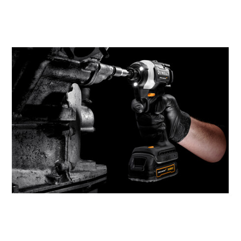 DEWALT Avvitatore a impulsi a batteria 18V XR, 1/4" (senza spazzole) con design McLaren