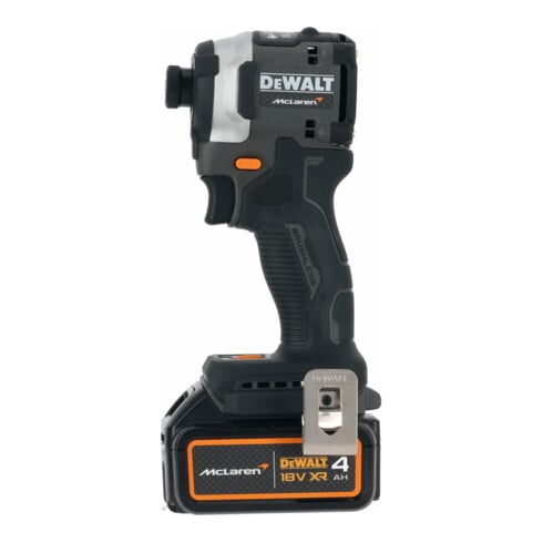 DEWALT Clé à chocs sans fil 18 V, avec 2 batteries (18 V / 4 Ah) et chargeur rapide système